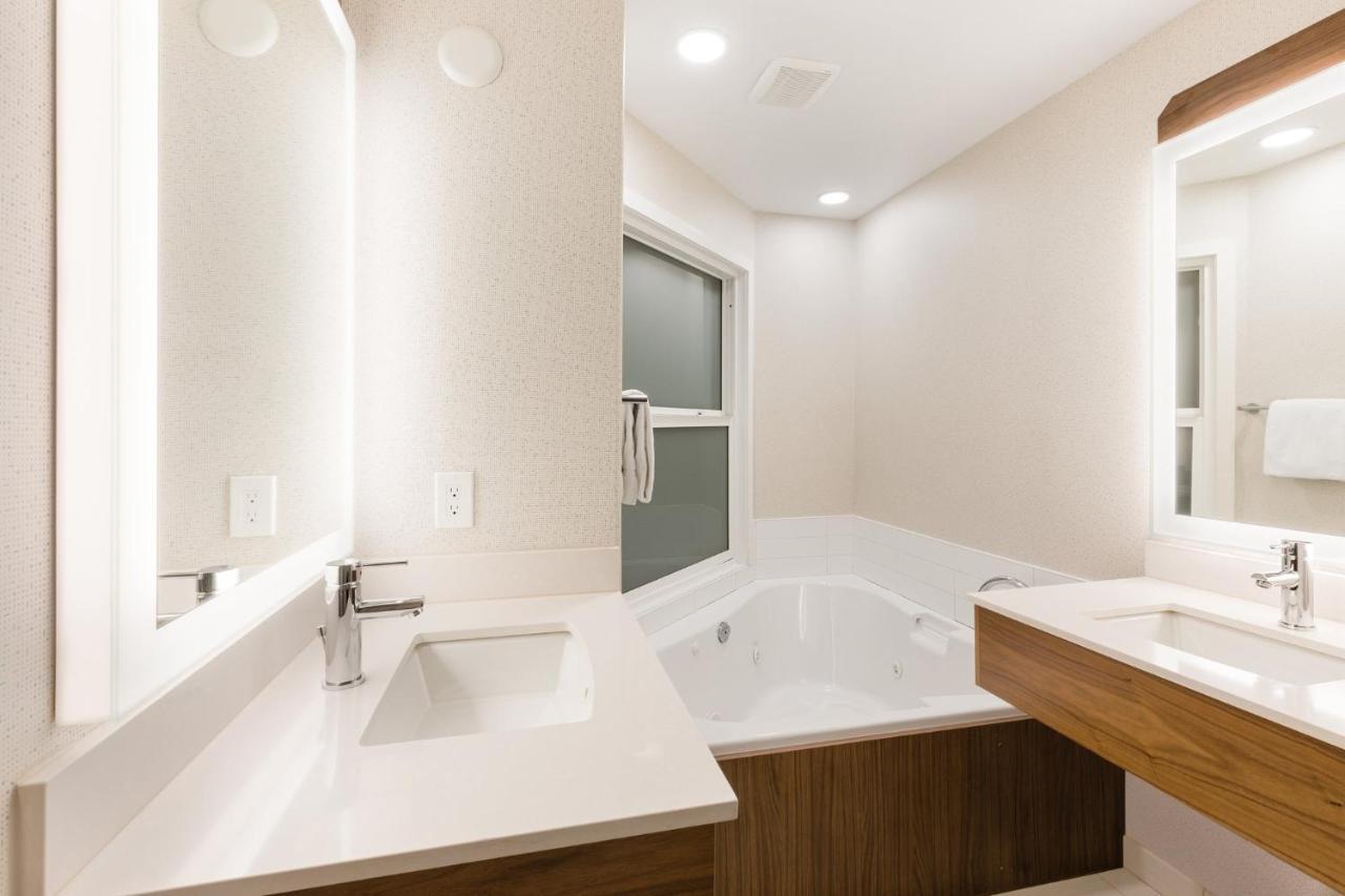 Holiday Inn Express Grande Prairie By Ihg Extérieur photo