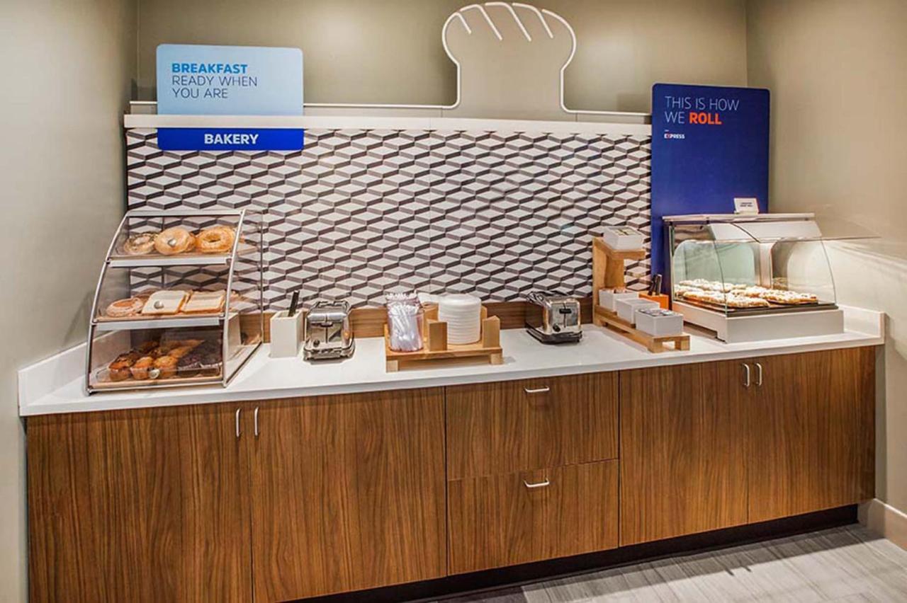 Holiday Inn Express Grande Prairie By Ihg Extérieur photo